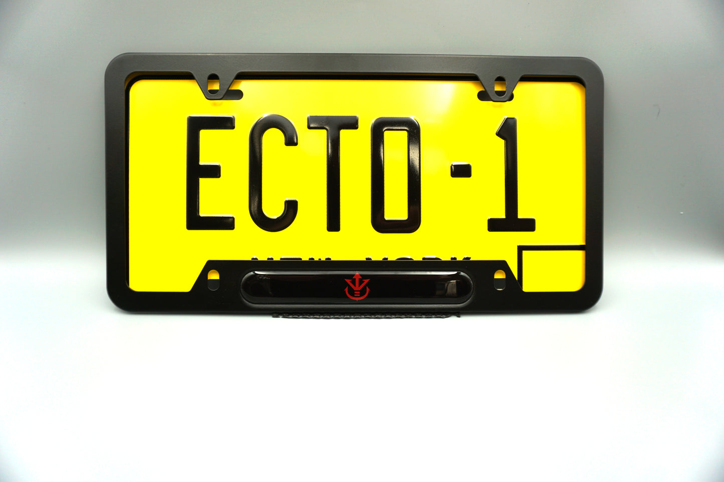 Saiyan Elite License plate frame with Cover