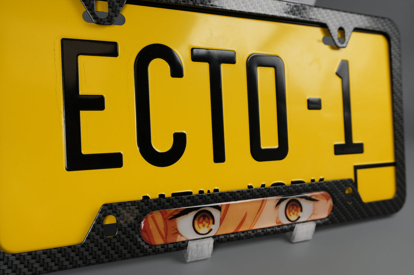 License plate frame aluminum Anime - Makima Chainsaw man